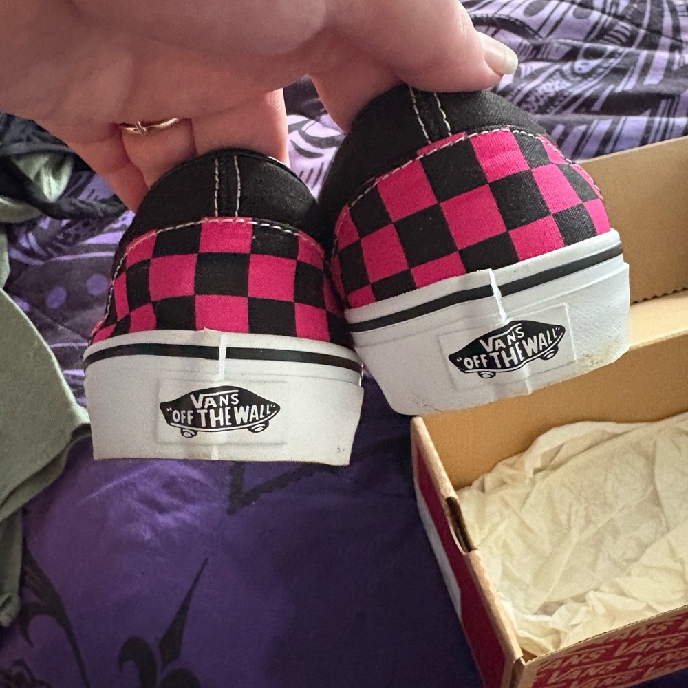 VANS Classic slip ons- Pink and black checkered - Picture 3 of 5